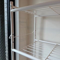 【新品・未使用・組み立て済み】洗濯機ラック ニトリの画像