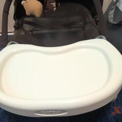 赤ちゃん用　KATOJI　ママコラボバウンサー　＋　専用テーブルのセットの画像