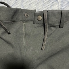 ユニクロEZYアンクルパンツ（ウルトラストレッチドライEX丈標準66～72cm）69NAVYの画像
