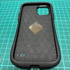 iFace iPhone 12/12Pro 6.1インチ シルバー　iPhone12用 iPhoneケースの画像