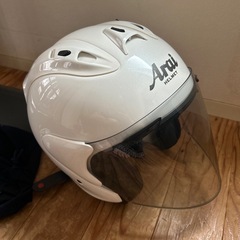 Arai ヘルメット 白