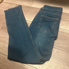 神戸レタス　ジーパンの画像
