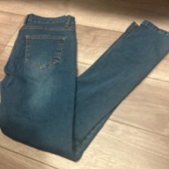 神戸レタス　ジーパンの画像