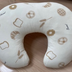 【高さ調節可】授乳クッション🥐