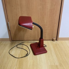 デスクスタンドライトの画像