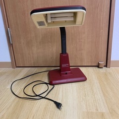 デスクスタンドライトの画像