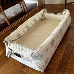 【引き渡し調整中】ベビー用ベッドの画像
