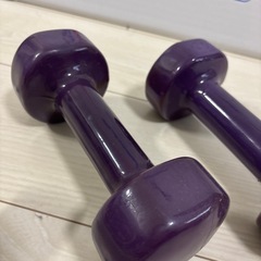 （取引者、決定）ダンベル3キロ・腹筋ローラーの画像