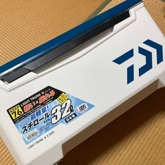 ダイワ クーラーボックス 32Lの画像
