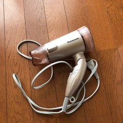 ドライヤーの画像