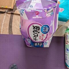 大人用紙オムツの画像