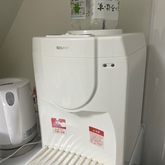 ペットボトル対応ウォーターサーバー