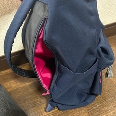 adidas リュック　紺×ピンクの画像