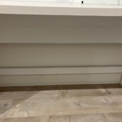 お譲りします。パソコンデスクの画像