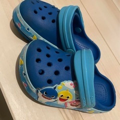 ベイビーシャーククロックス12センチ