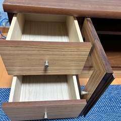 テレビラックの画像