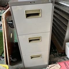オフィス家具　書類棚