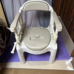 介護に必須❣️アロン化成 安寿 ポータブルトイレ！