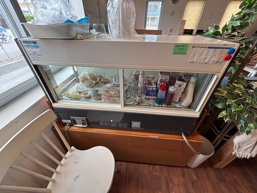 ケーキショーケース