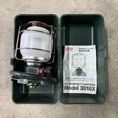 コールマン コンパクトランタン Model 3018X ケース・説明書付きの画像