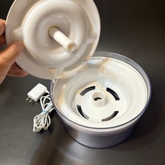 猫用給水器　ジェックス ピュアクリスタル グラッシー　1.5L 猫用 中古品 の画像