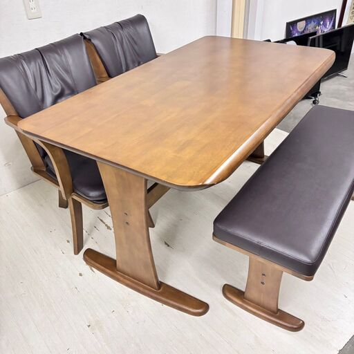 23972  4人掛けダイニングテーブル　回転椅子2脚　ベンチセット　天然木 SAKAI KOUGEI   ◆大阪市内・東大阪市他 6,000円以上ご購入で無料配達いたします！◆ ※高槻・枚方方面◆西宮・尼崎方面◆生駒方面　それぞれ条件付き無料配送あり！