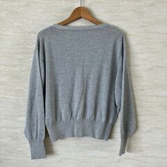 earth music & ecology カーディガン（ラメ入りグレー）フリーサイズの画像