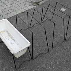 プランタースタンド ✕４個  プランター１個
