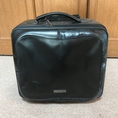 キャリーバック　TEN GALLON 黒