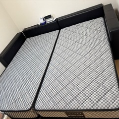 ダブルベッド【マットレス付】