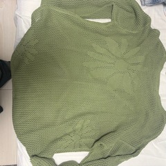 鍵編みトップスの画像