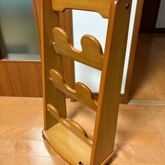 スリッパ掛け　スリッパ置き　玄関に　中古品　木製の画像