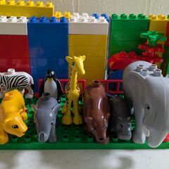 LEGO楽しいどうぶつ園セットとフィッシャープライス知育玩具2点