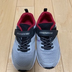 子供靴　瞬足20センチ　3E
