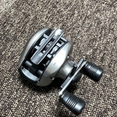 シマノ　ベイトリール　釣具の画像