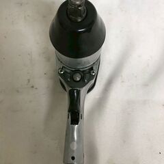 【北見市発】岩田塗装 インパクトレンチ TL-9002 シルバー エア工具 (D6356tnnYM)の画像