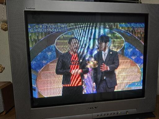 世界的に ソニー SONY Trinitron ブラウン管テレビ 25インチ トリニトロン テレビ