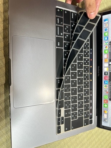 Macbook pro 13inch M1 8/512バッテリ99%