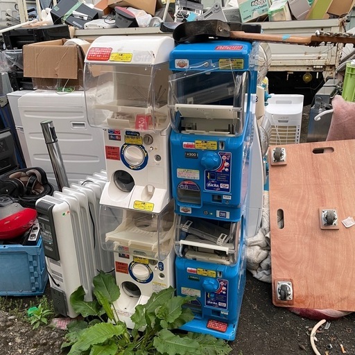 ガチャマシン ガチャガチャ 2台 鍵なし