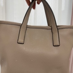 GUESSバック
の画像