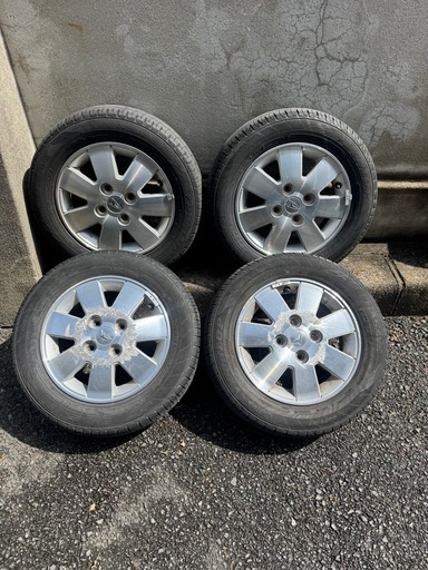 ダイハツ‼️アトレーワゴン‼️純正ホイール (New 寿) 大元のタイヤ