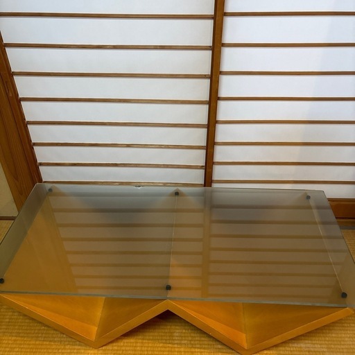 アルフレックス　ガラステーブル