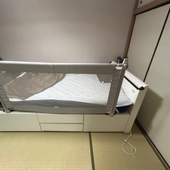 セミダブルベッド　マットレス付き　コンセント付き　