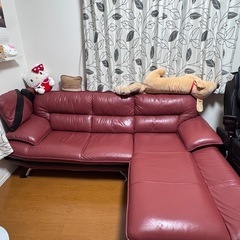 L字型本革ソファーの画像