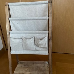 サイドテーブルとラックのセット