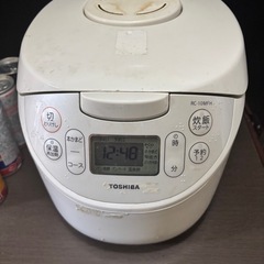 炊飯器の画像