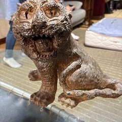 猫虎置物骨董品譲ります　値段提示ご連絡お願いいたします