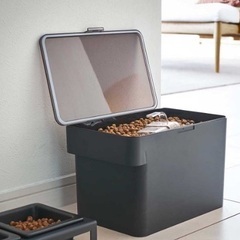 山崎実業 tower 密閉ペットフードストッカー 3.5kg ド...