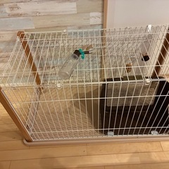 犬用ゲージ、給水器、トイレトレー一式