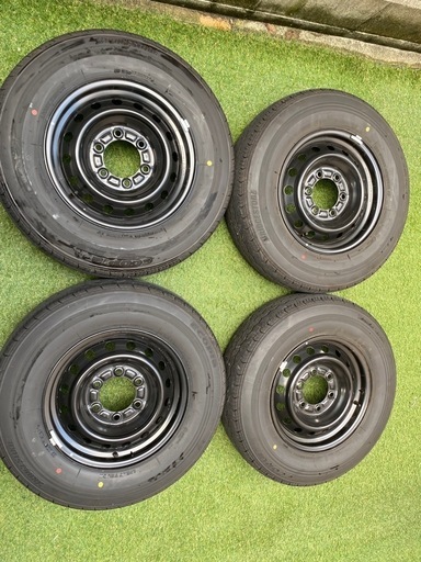 トヨタハイエース純正ホイールタイヤ付き。ブリヂストン。エコピア